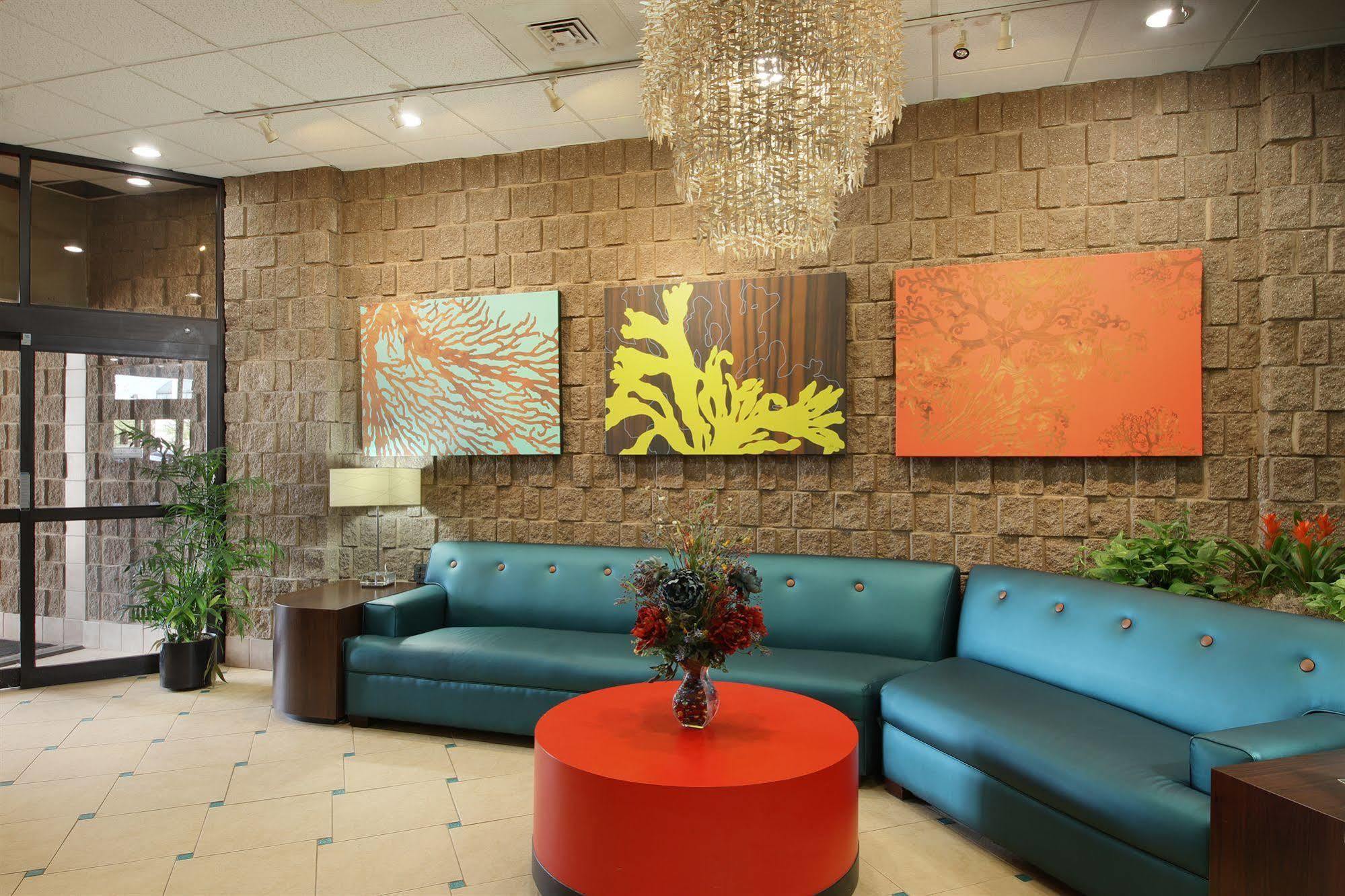 The Barclay Towers Hotel And Resort Вирджиния Бийч Екстериор снимка